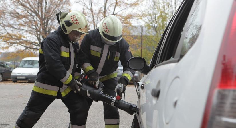 Két autó ütközött Kaposváron, itt várható torlódás