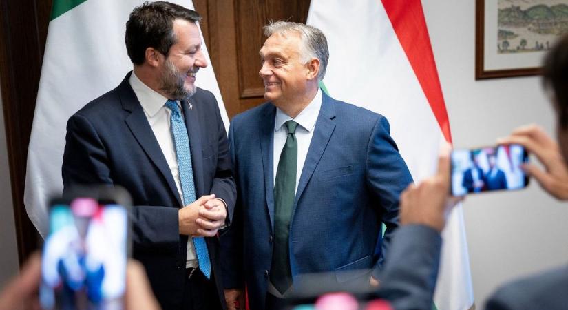 „Éljen Matteo Salvini!” – Orbán Viktor Brüsszelben adott át fontos díjat az olasz politikusnak (VIDEÓ)