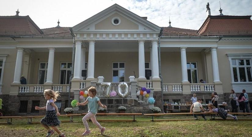 Csak tanulni lehet abból, amit a kis hevesi falu öregjei üzentek a jövőnek