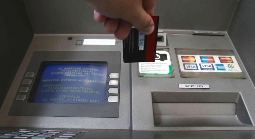 Döntött a kormány: minden településre kell bankautomata – ez a határidő