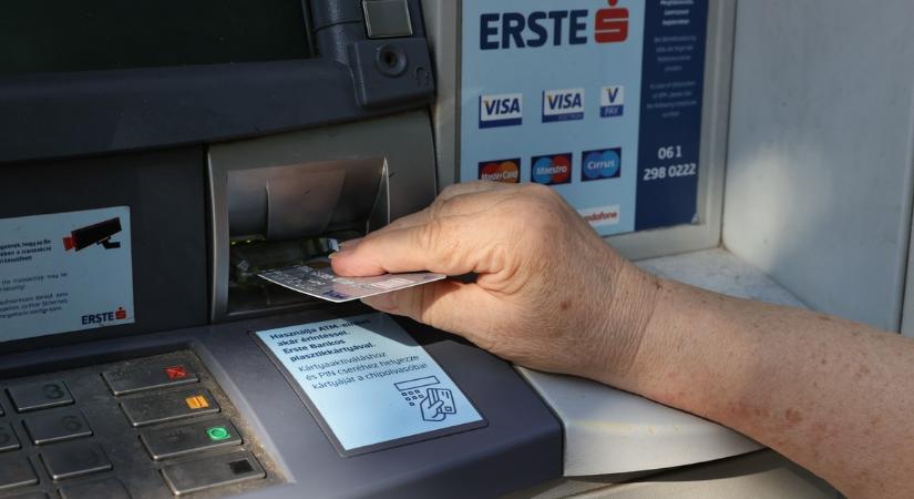 Megjelent a határozat: minden településre ATM-et akar a kormány