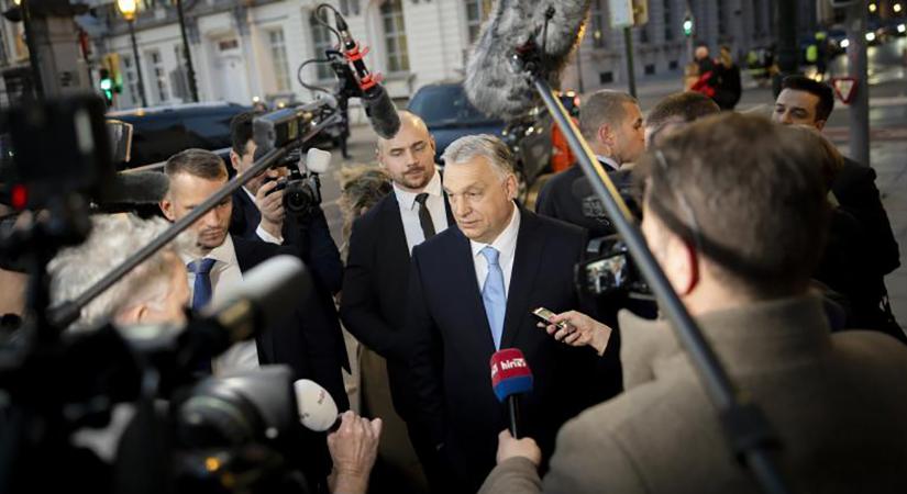 Orbán Viktor: Magyarország támogatja a fegyverkezést is az európai biztonság érdekében