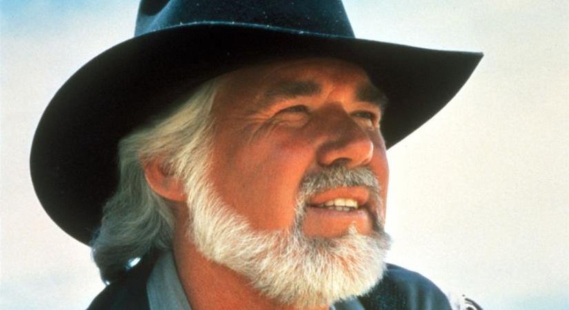 5 éve hunyt el Kenny Rogers világhírű countryzenész