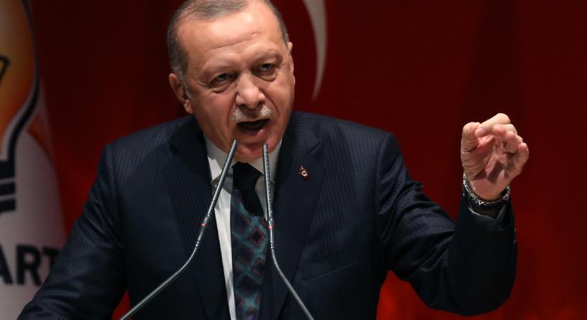 Erdoğan az ellenzéket vádolja képmutatással