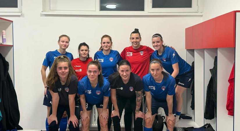 Hölgyek futsalban és futballban: éllovasok elleni hétvége következhet