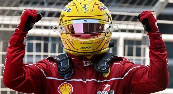 Megvan Hamilton első győzelme a Ferrarival