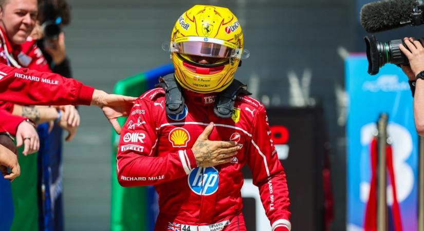 Nem kellett rá sokat várni: megvan Hamilton első futamgyőzelme a Ferrarival