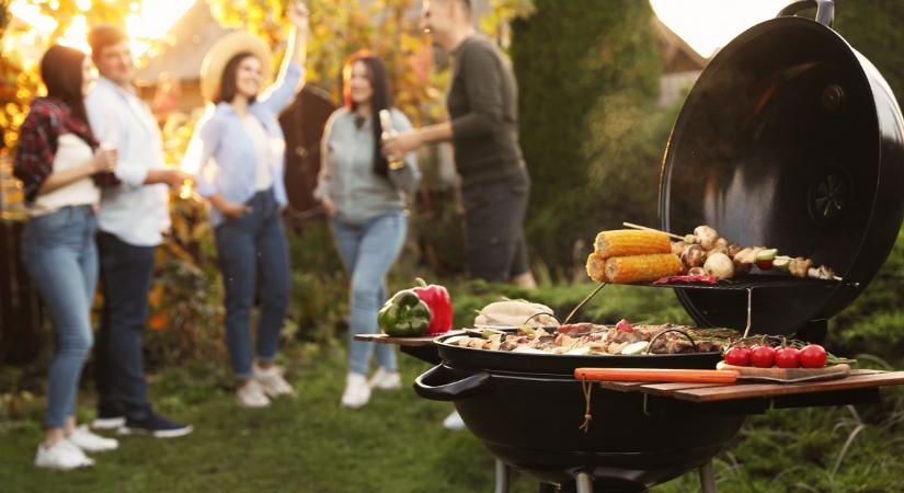 Harmincezer éve ismerjük a faszenet, de a grillezés ennél is ősibb tudomány... és mindjárt szezon