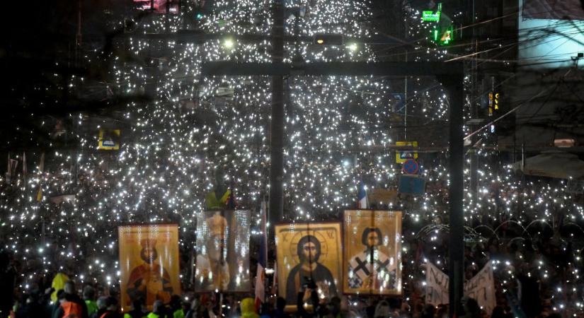 Az orosz titkosszolgálatok segítenek a szerb kormánynak a tüntetők ellen