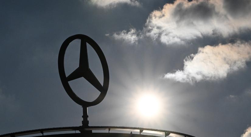 Óriási pénzt kapnak az önként távozó Mercedes alkalmazottak