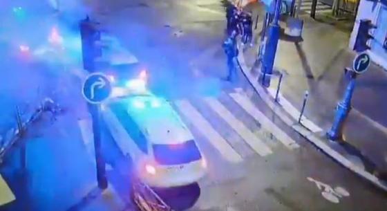 Tíz rendőr és három járőrautó sérült meg Párizsban, amikor egymás autóit törték össze egy üldözésnél – videó