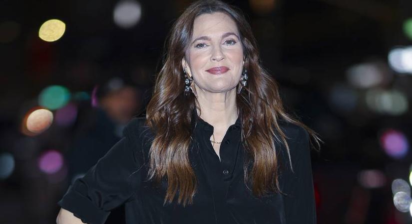 Drew Barrymore 17 évesen plasztikáztatott: meglepő, mit csináltatott meg magán