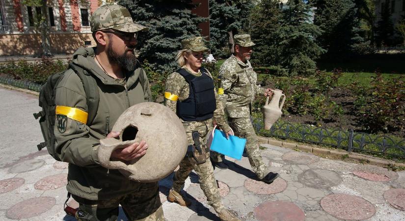 Ukrán katonák rendkívüli ősi kincset ástak ki a frontvonalban