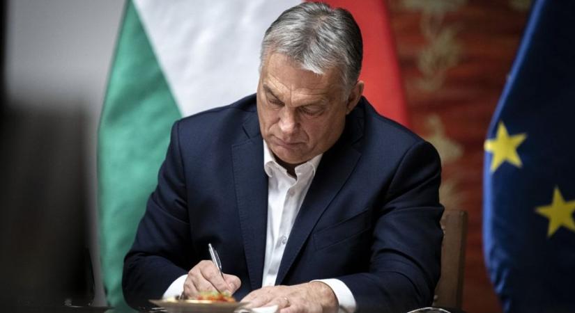 Orbán Viktor: nem lehetett tovább nézni, hogy kifosszák az embereket