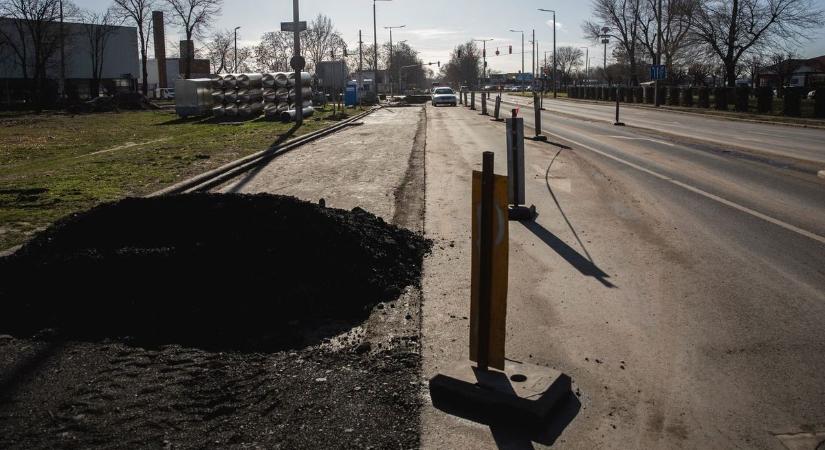 Megszűnt a forgalomkorlátozás, újra járható ez a debreceni útszakasz