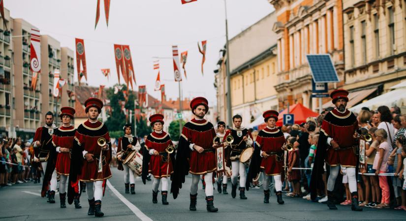 74 ezer euróból újulhat meg a Savaria Karnevál