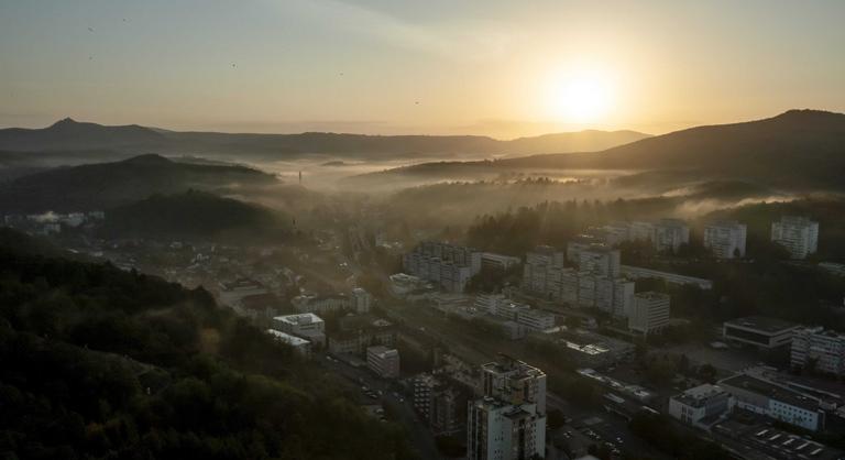 Eltűnnek a felhők, akár 20 fokot is mérhetünk