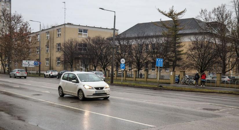 Rendkívüli levelet írt a szülőknek a szolnoki iskola igazgatója, ez állt benne