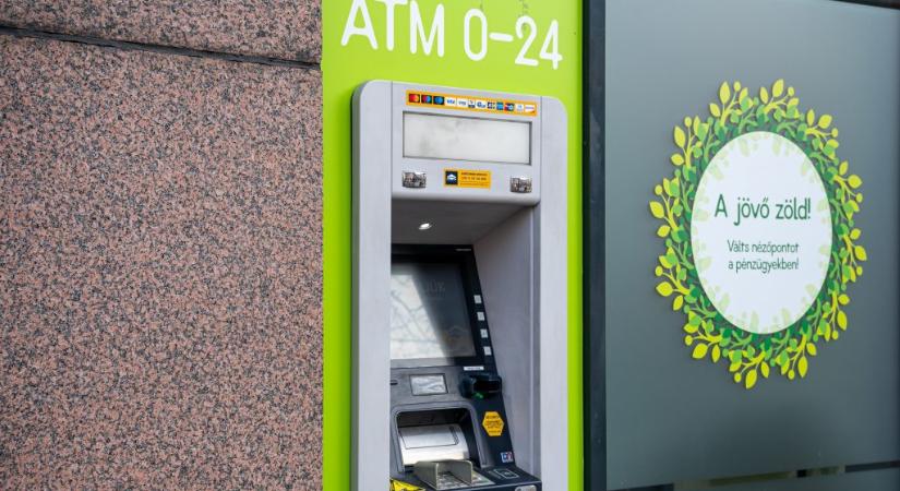 Banki szakértők szerint számos sebből vérzik a minden településen legyen ATM kormányzati elvárása