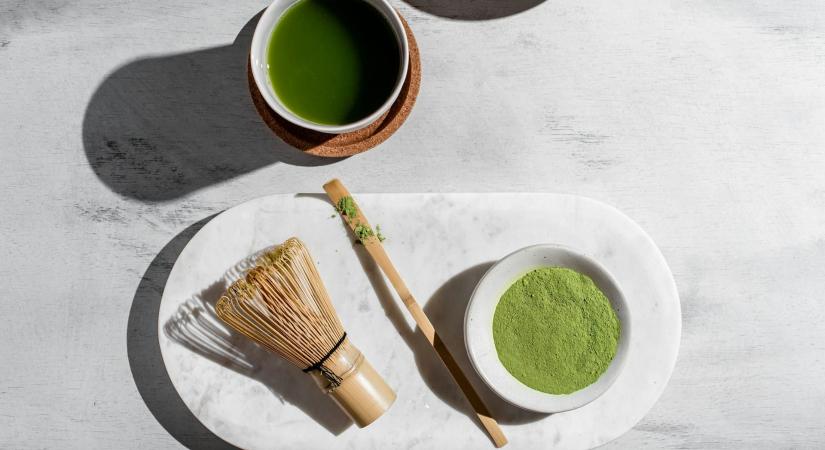 Tényleg egészségesebb a matcha, mint a zöld tea? Íme, amit a szakértők mondanak