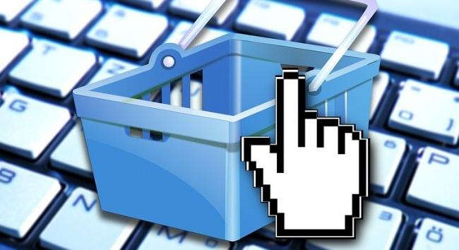 A webáruházak sem bújhatnak ki a kiskereskedelmi adó megfizetése alól