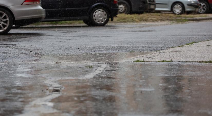 A hétvégén is folytatódik a változékony, gyakran esős idő