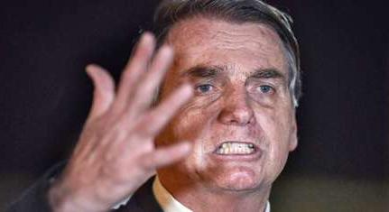Bolsonaro: Brazília megtört a sajtó által táplált vírus miatt