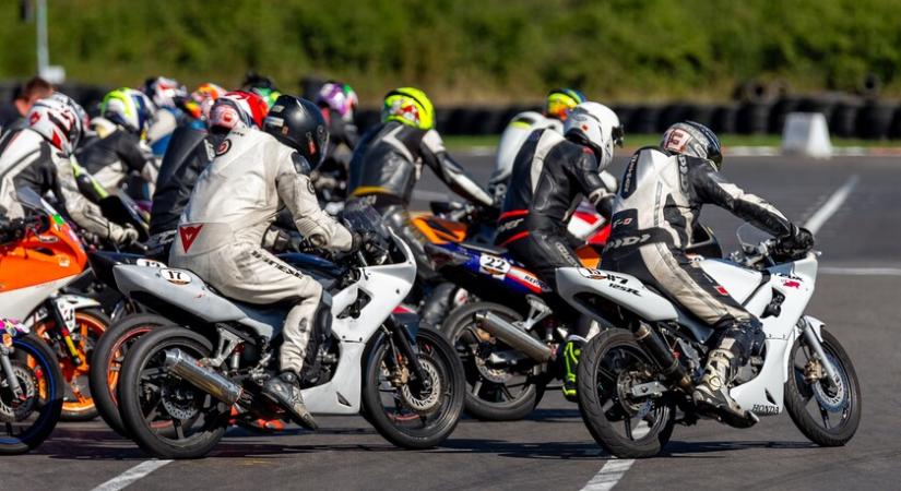 Ismét CBR125 Endurance-versenyt rendeznek Visontán - Újra a pályán