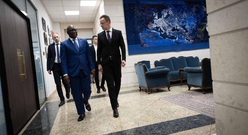Szijjártó Péter: Az európai vezetők a háború folytatását akarják