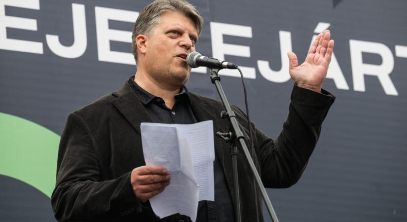A debreceni VOKE Egyetértés Művelődési Központja cáfolja, hogy politikai nyomás miatt nem engedték fellépni Brutit