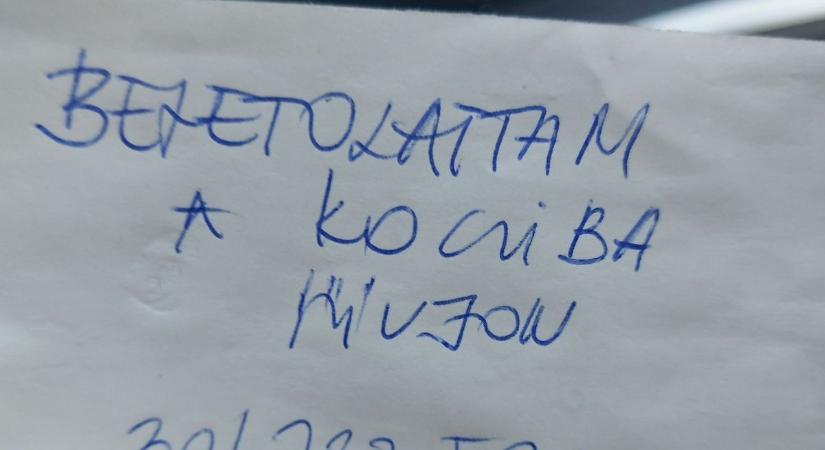 Meghúzták a nő kocsiját Miskolcon, óriásit csalódott, amikor elolvasta az otthagyott cetlit