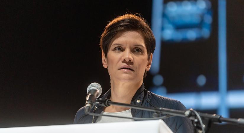 Pottyondy Edina szerint fideszesek lehetetlenítik el az erdélyi előadásait