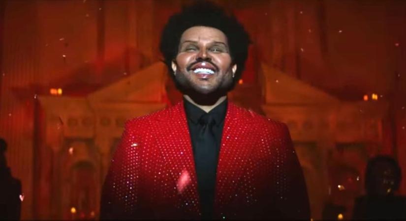 The Weeknd a torz külsejével Bella Hadidot trollkodja?