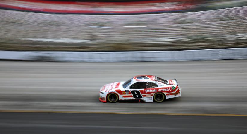 NASCAR: Dale Jr. megadta magát és nem bonyolódik jogi csatába Lamar Jacksonnal