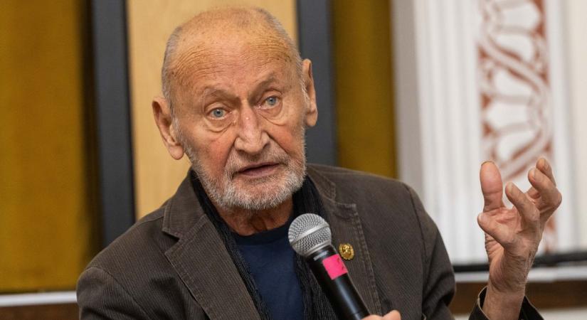 Súlyos döntést hozott Reviczky Gábor