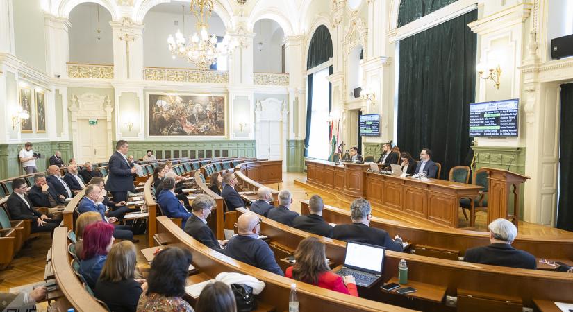 Egyezség Győrben, indulhatnak a fejlesztési programok