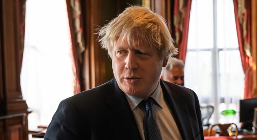 Strucctámadás áldozata lett Boris Johnson, a politikus felesége nevetve videózta le a váratlan incidenst