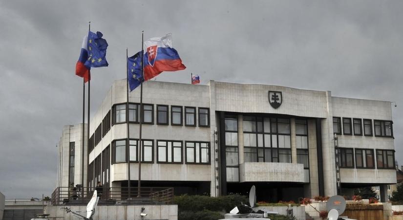 A Covid-amnesztiáról tárgyal a parlament