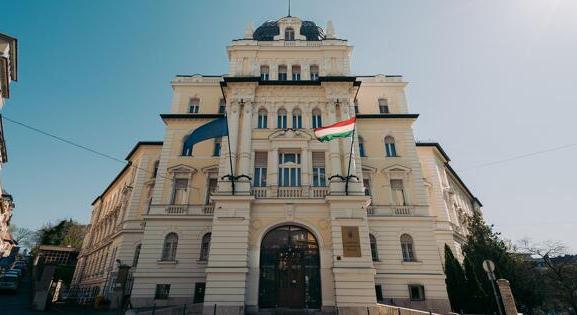A KSH elnökének parlamenti meghallgatását kezdeményezi Mellár Tamás