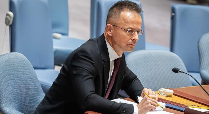 Bement Szijjártó a Bloomberg televízióba, majd nyíltan közölte, miért életképtelenek az uniós vezetők (VIDEÓ)