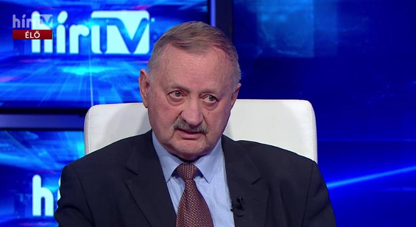 Egy Trump-Putyin megállapodást sejt a biztonságpolitikai szakértő  videó