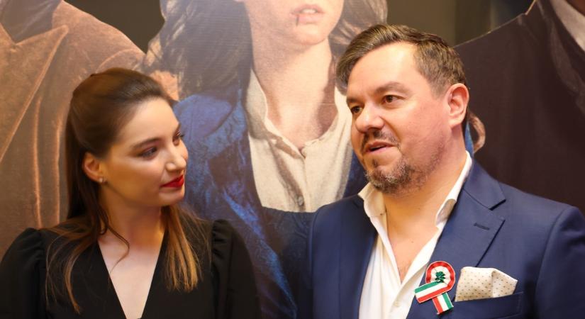 Nacsa Olivér és kedvese Londonban romantikázik – fotó