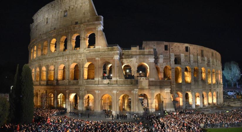 Vajon miben bíztak a Colosseum-jegyek csalói?