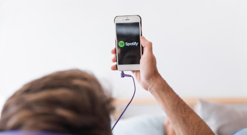 Hiába fizetnek a felhasználók, nem ússzák meg a reklámokat a Spotify-on? Most végre tisztázta a kérdést a cég