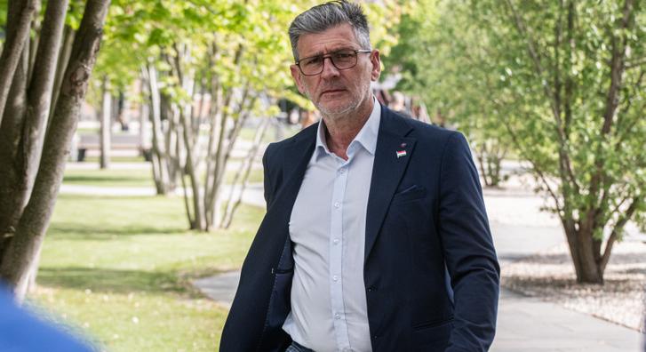 Motorbalesetet szenvedett Kárász Róbert: „Le is bénulhattam volna”