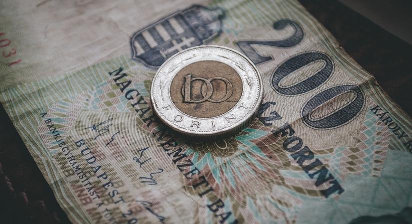 Robbanásszerű digitalizáció: már a bankba sem kell bemenni hitelért