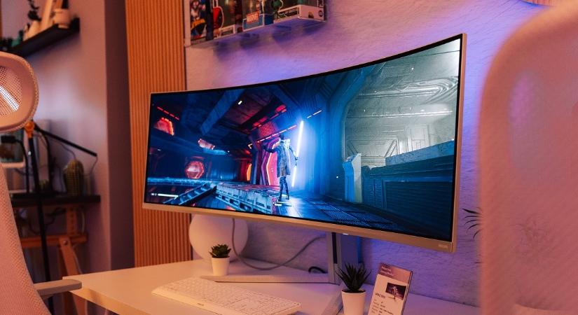 Lehengerlő monitor-kínálattal érkezik idén az AOC és a Philips Monitors