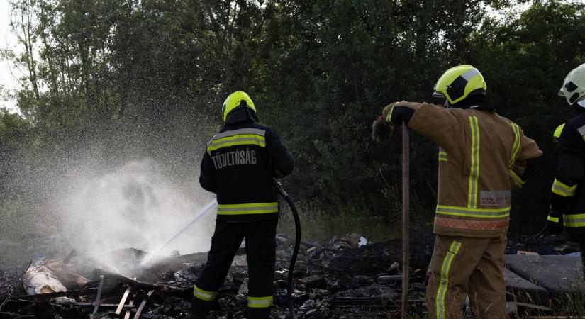 Mi történt? Holttestet találtak egy lakókocsiban Szuhogy határában
