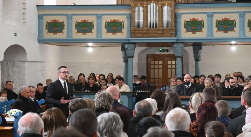 Orgonaavató hálaadó istentisztelet Fehérgyarmaton