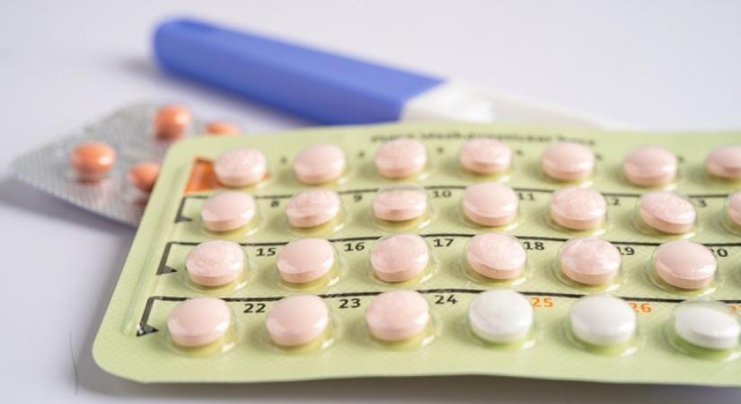 Ez a népszerű gyógynövény csökkenti a fogamzásgátló hatását: vigyázz vele, ha nem tervezel babát